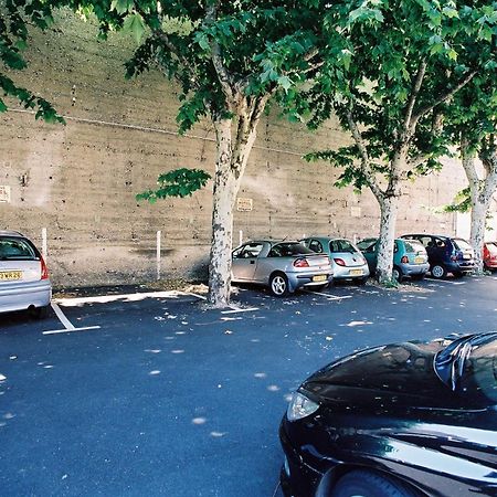 Logis Hotel Saint Jacques Valence  Bagian luar foto