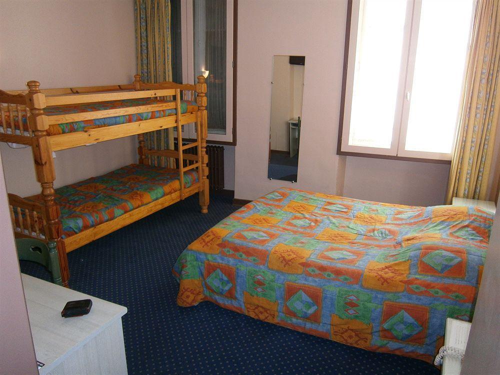 Logis Hotel Saint Jacques Valence  Bagian luar foto
