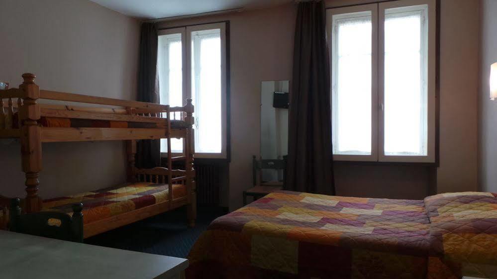 Logis Hotel Saint Jacques Valence  Bagian luar foto