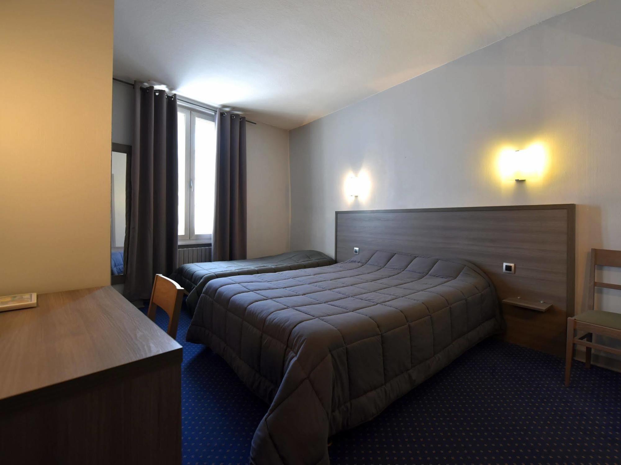 Logis Hotel Saint Jacques Valence  Bagian luar foto