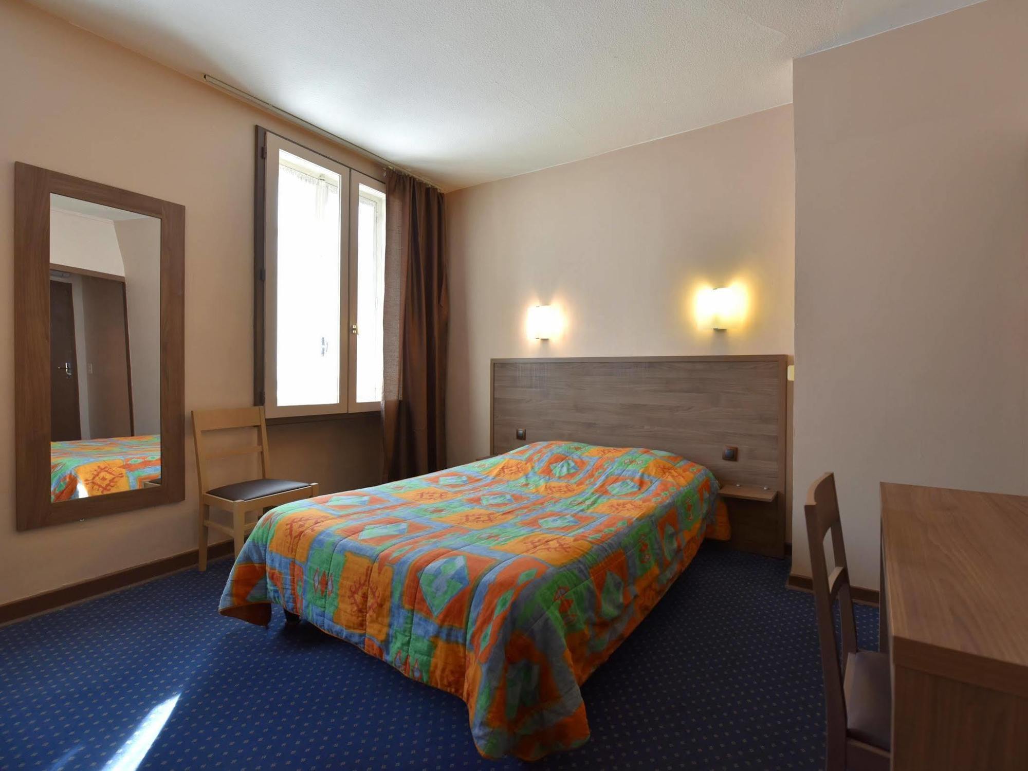 Logis Hotel Saint Jacques Valence  Bagian luar foto