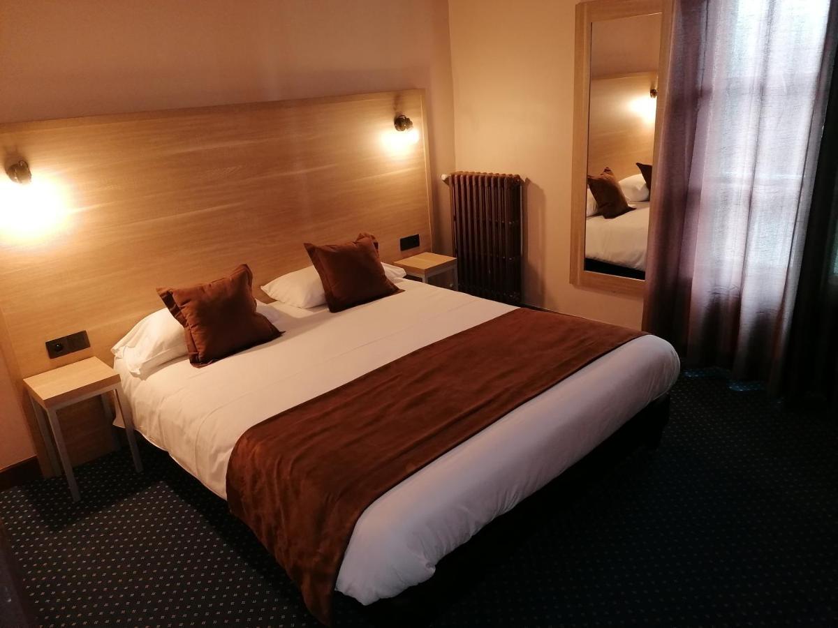 Logis Hotel Saint Jacques Valence  Bagian luar foto