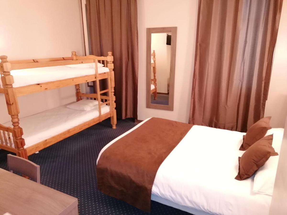 Logis Hotel Saint Jacques Valence  Bagian luar foto