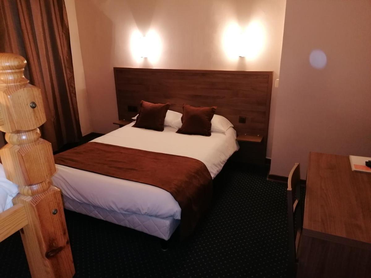 Logis Hotel Saint Jacques Valence  Bagian luar foto